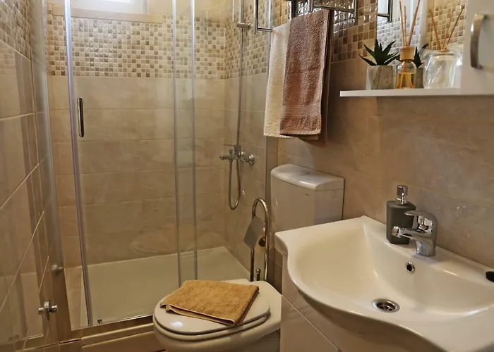 Apartment R&m *